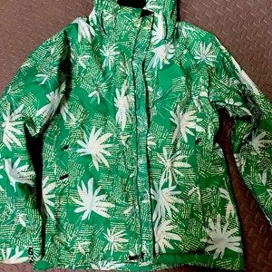 Amazing winter jacket great for outdoor sports